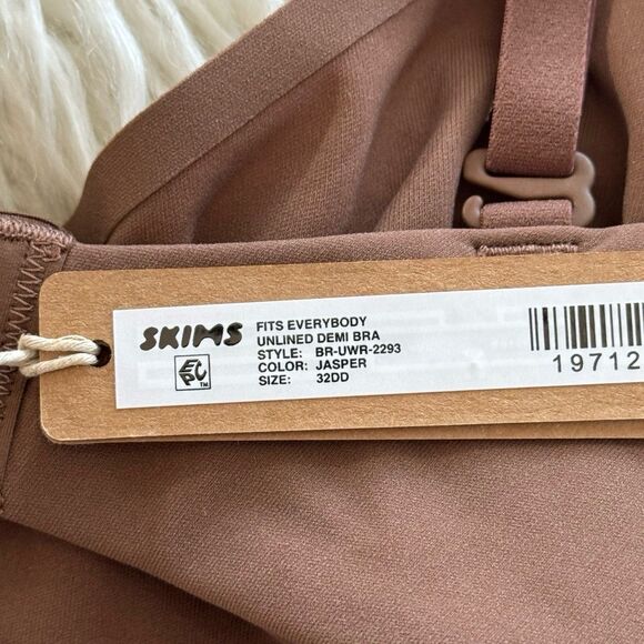 Skims Fits Everybody Unlined Demi Bra Jasper Size 32DD - Picture 8 of 8